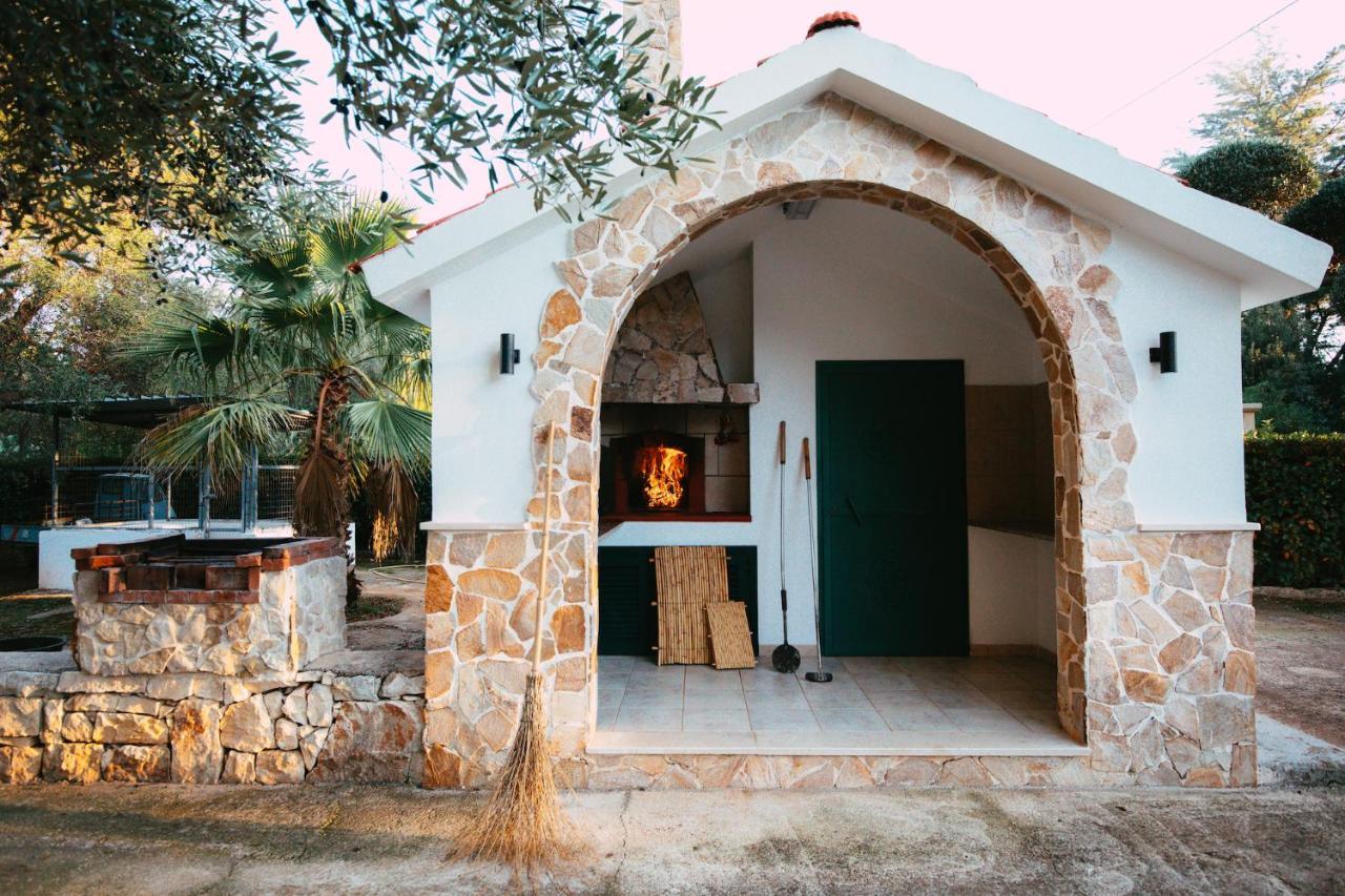 Trullo Giada Villa Carovigno Exterior foto